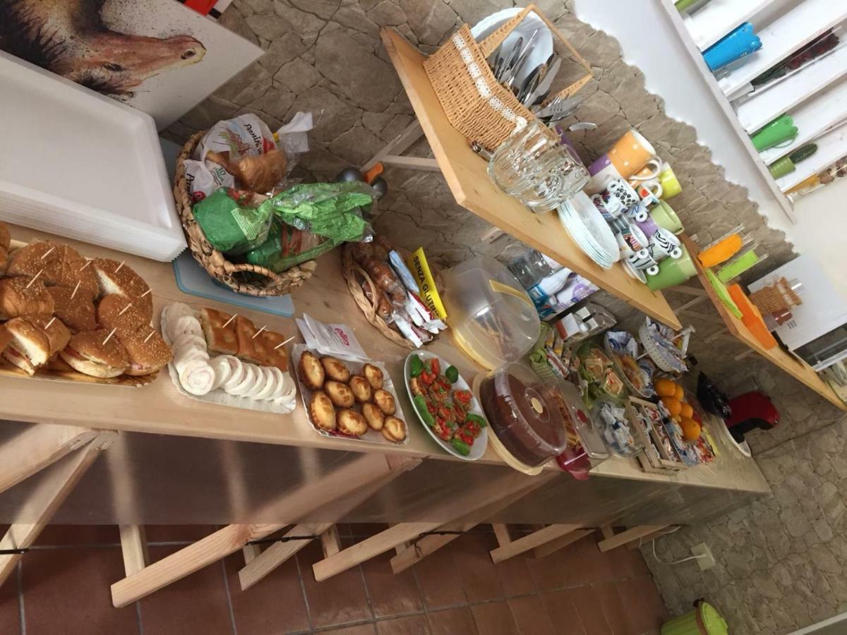 멜렌두뇨 La Macchia B&B 외부 사진